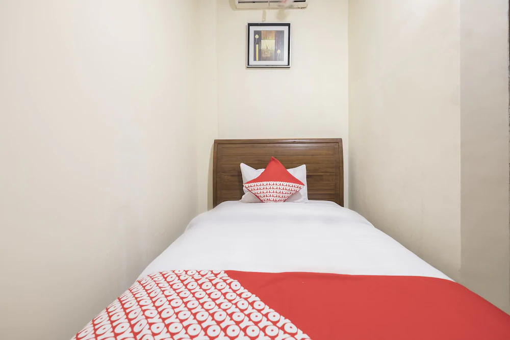 Makassar Guest House By OYO Rooms