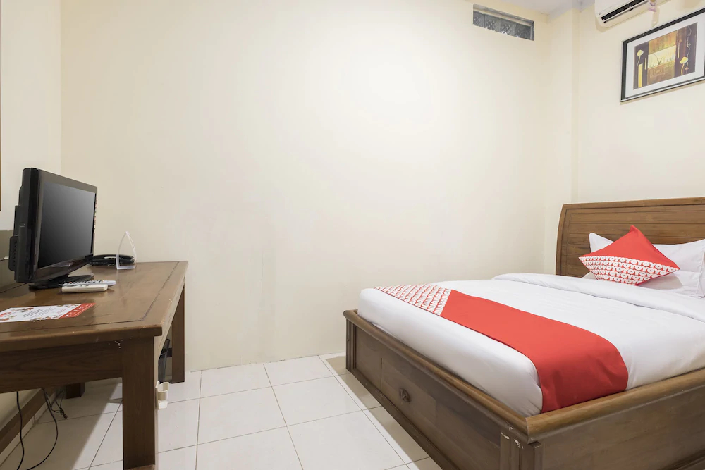 Makassar Guest House By OYO Rooms