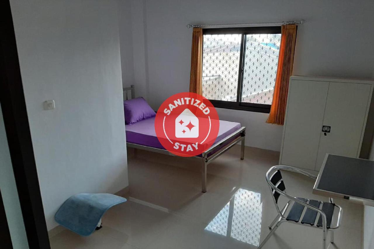 Orchid Homestay Syariah by OYO Rooms
