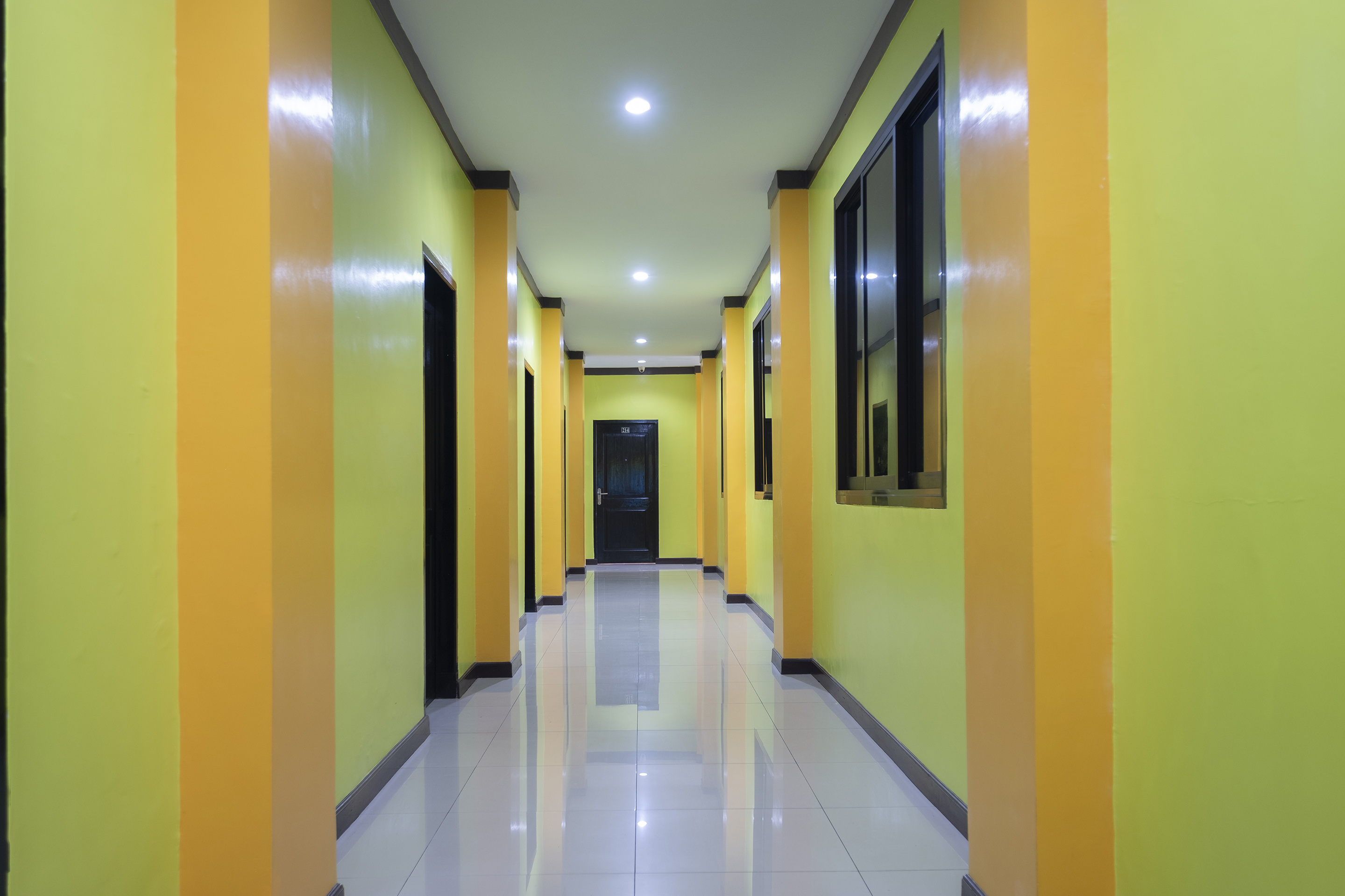 OYO 329 Hotel Darma Nusantara 2