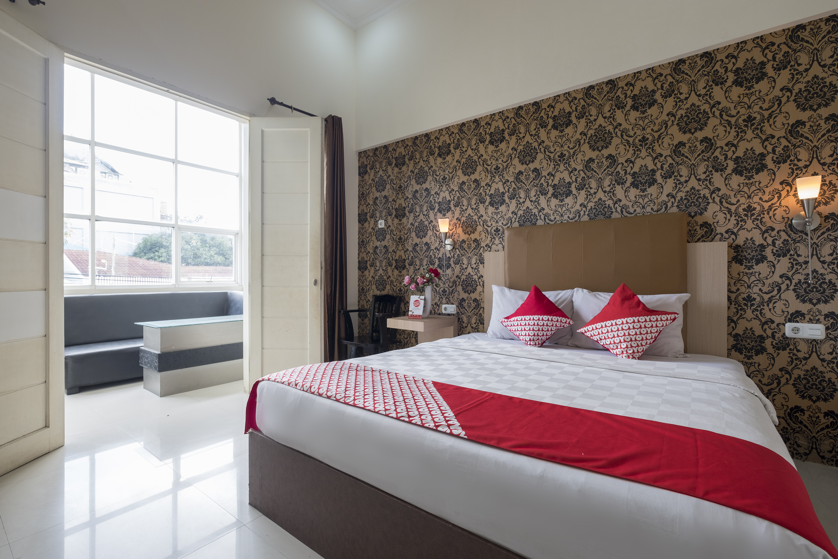 Gahara Hotel by OYO Rooms