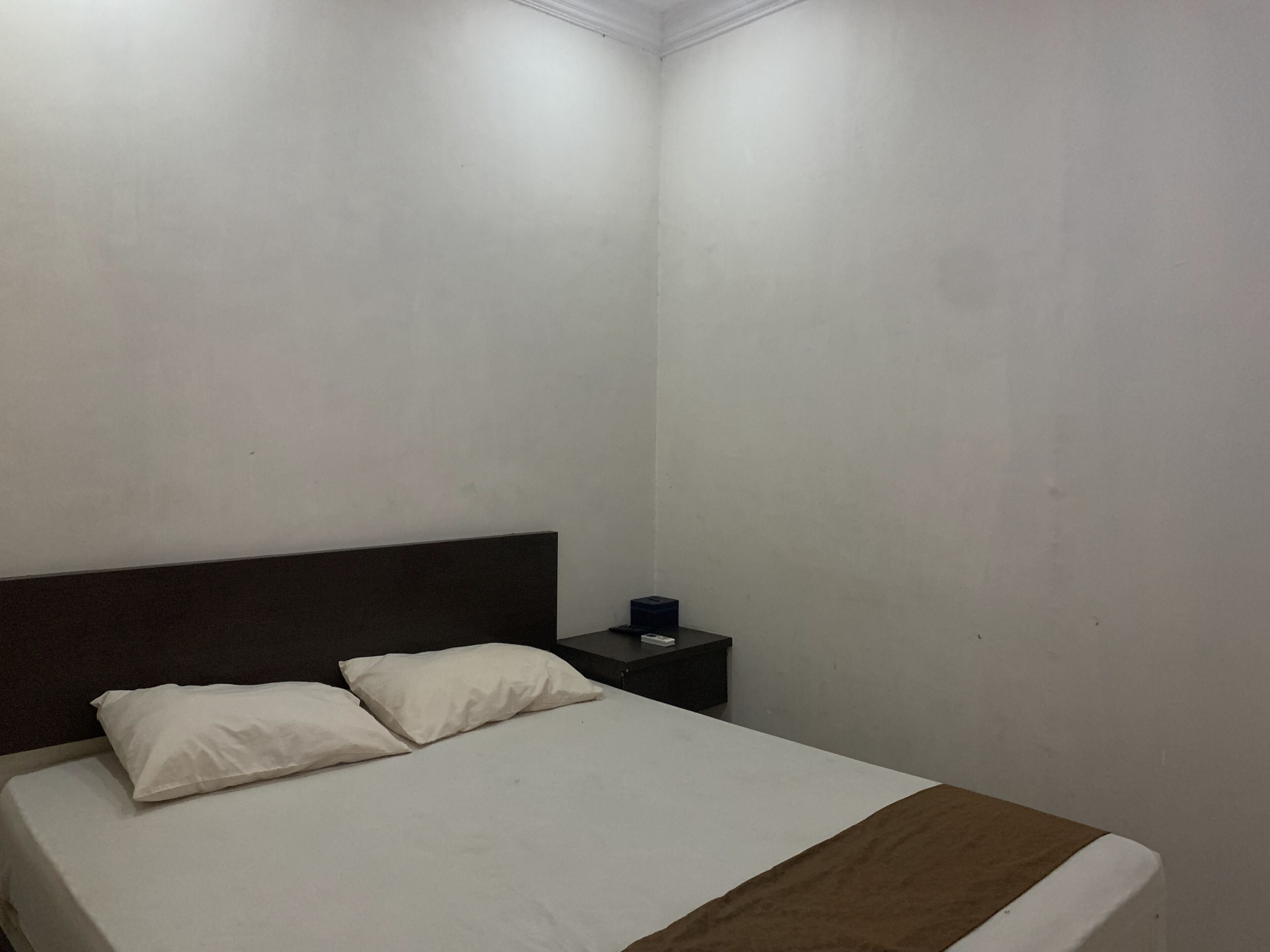 Penginapan Laota Syariah by OYO