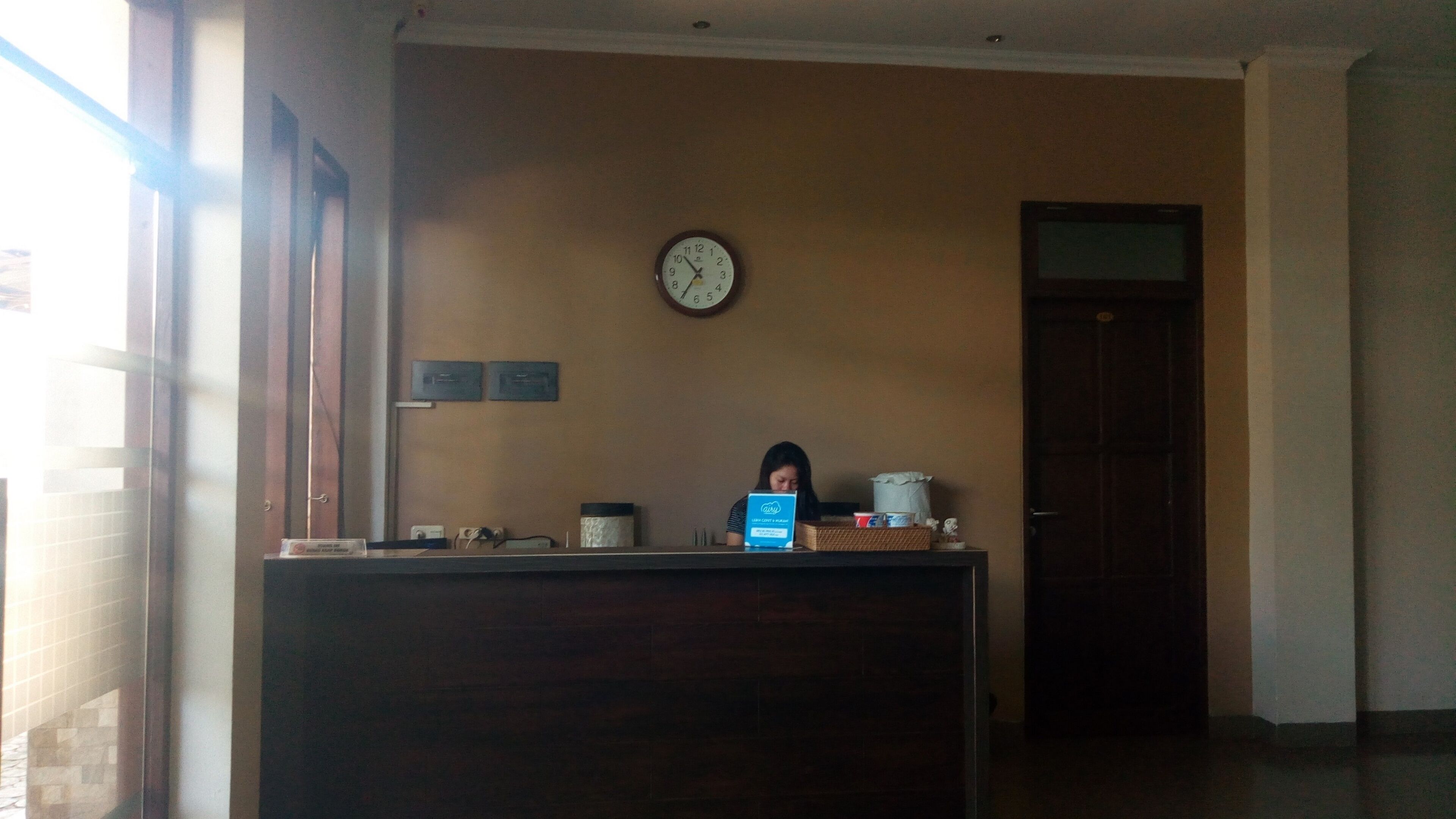 Penginapan Laota Syariah by OYO