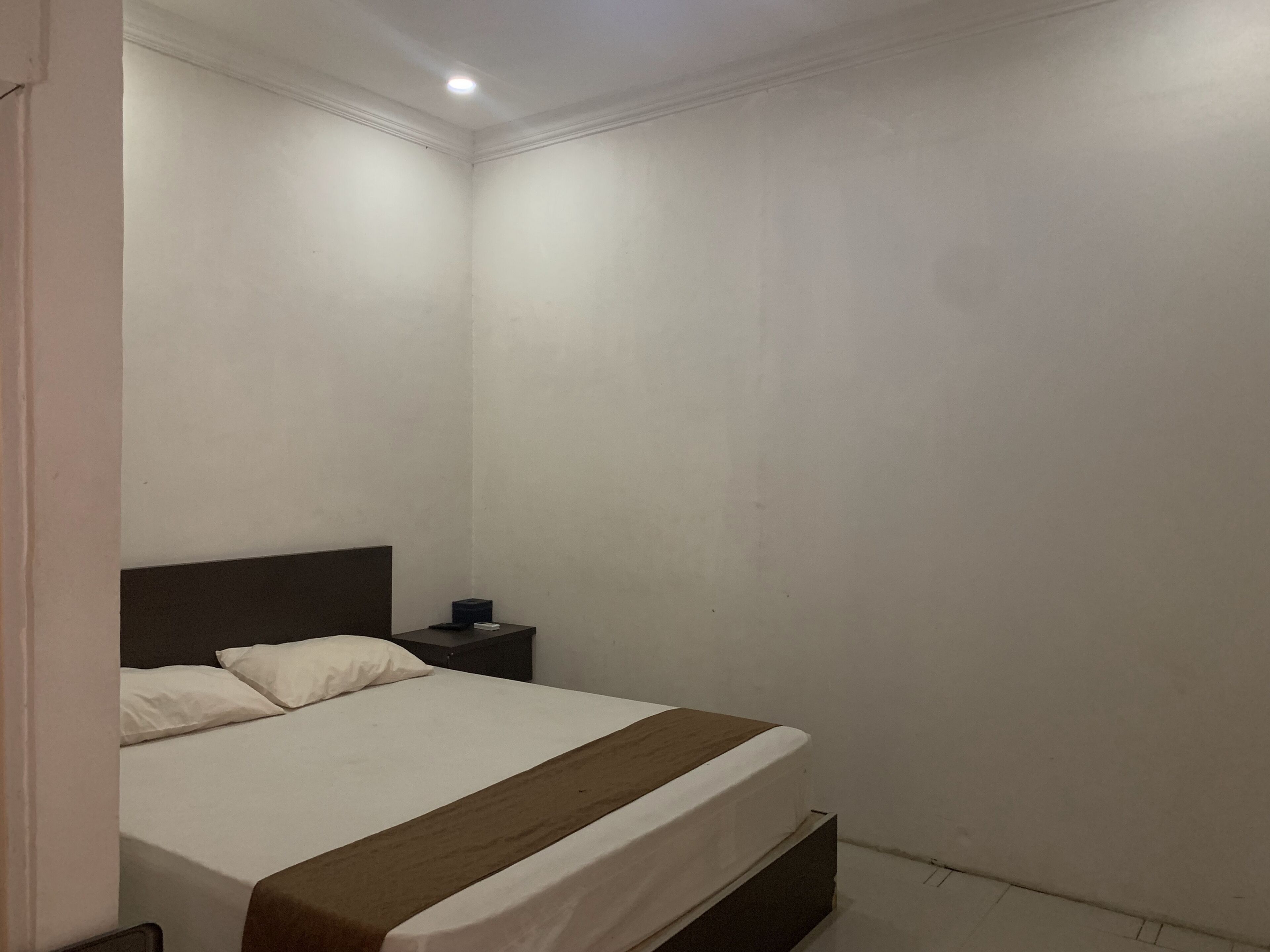 Penginapan Laota Syariah by OYO