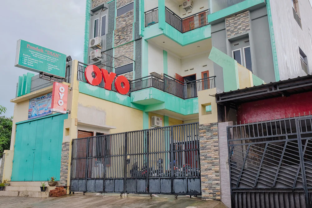 Pondok Dian Syariah by OYO Rooms