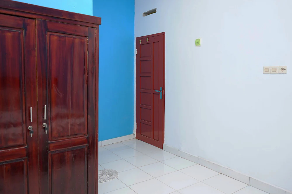 Pondok Garasi by OYO Rooms