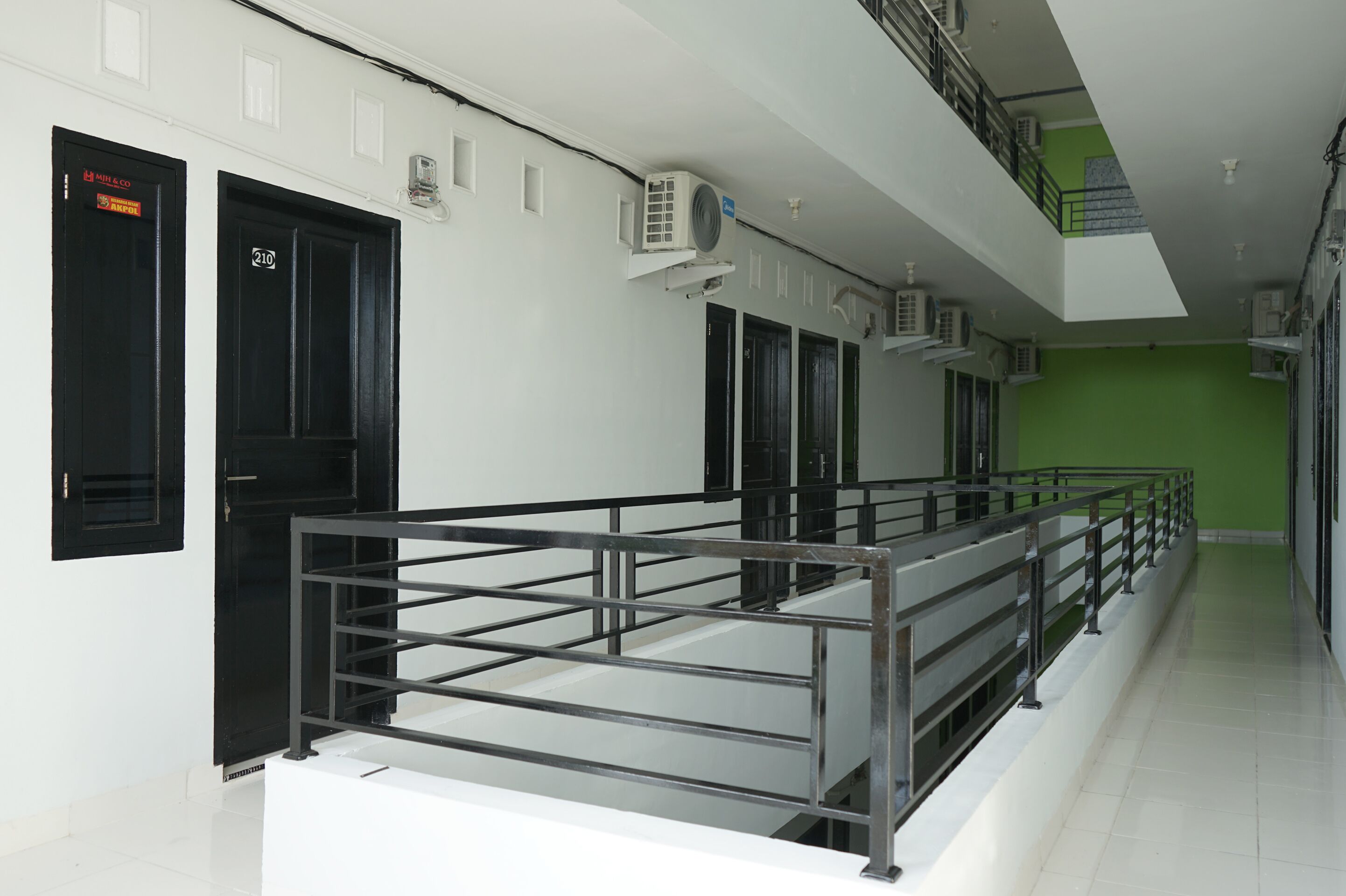 Pondok Grand Mamoa by OYO Rooms
