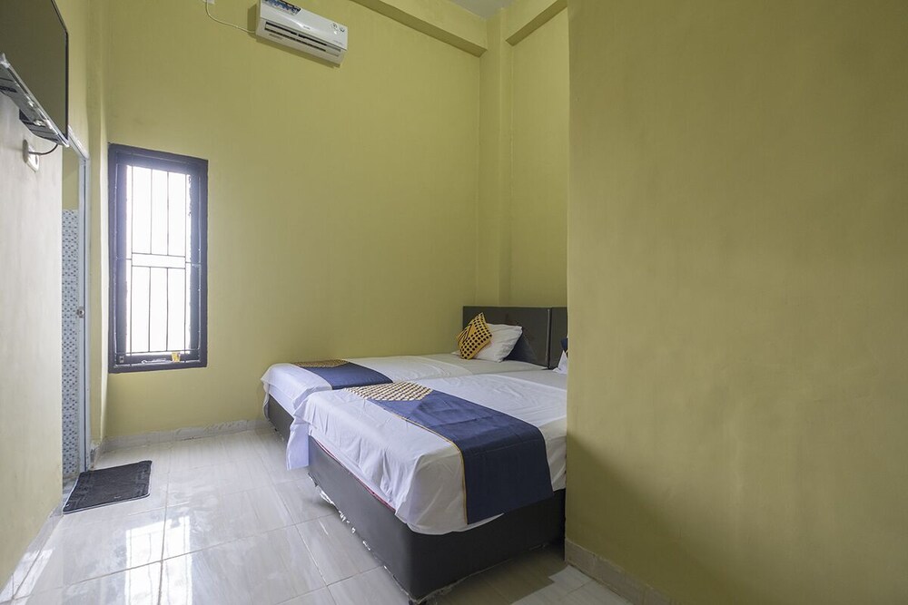 Pondok Haikal Almira by OYO Rooms