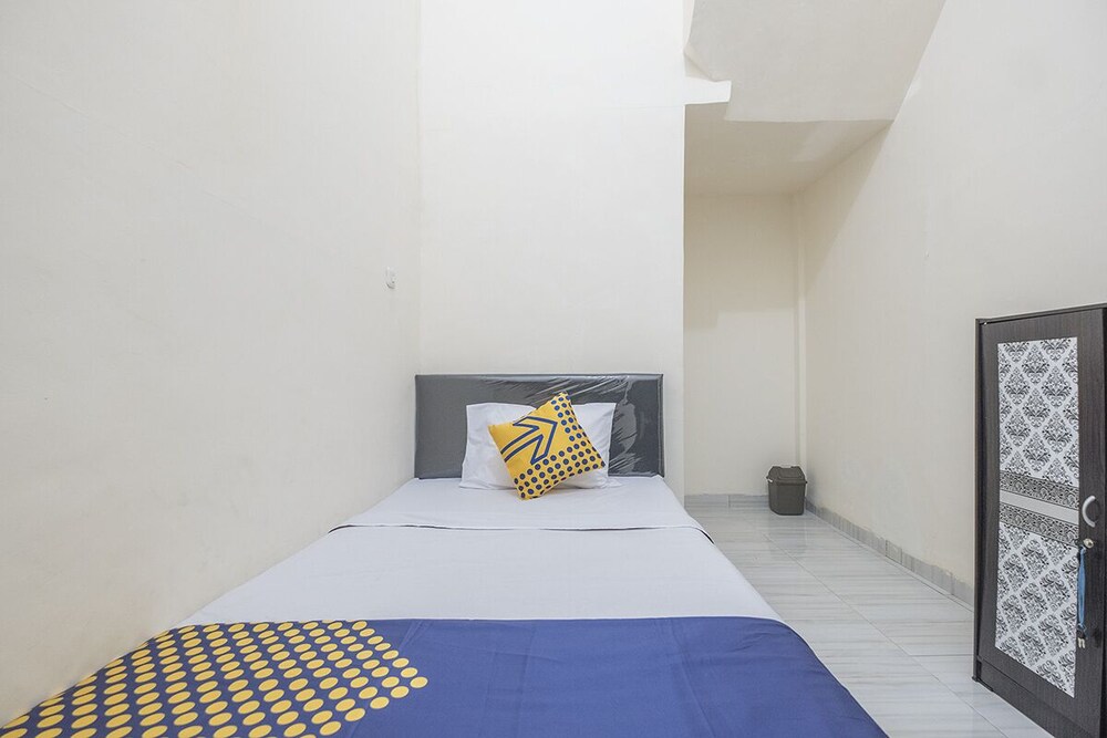 Pondok Haikal Almira by OYO Rooms
