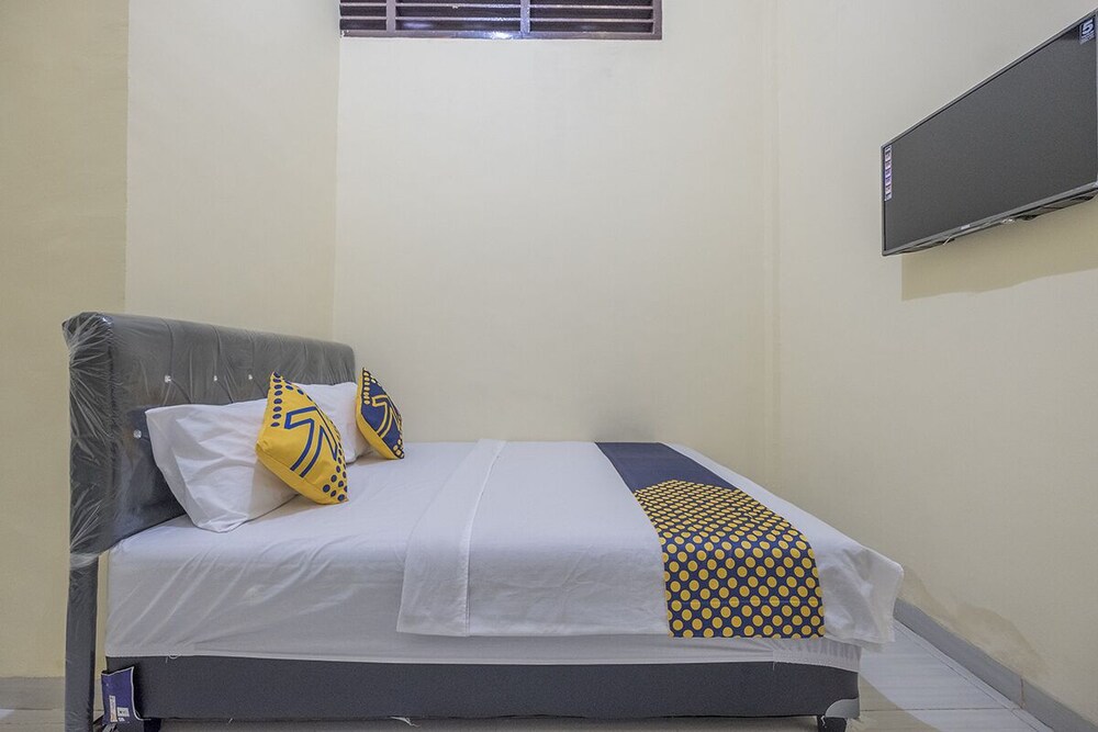 Pondok Haikal Almira by OYO Rooms