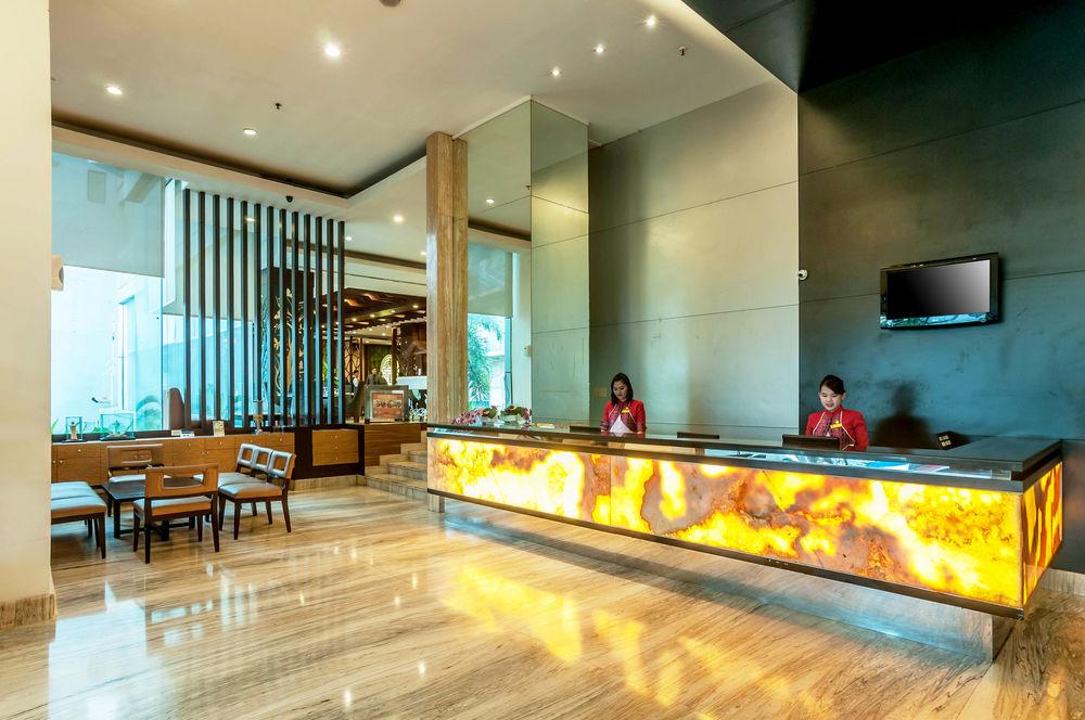 Almadera Hotel