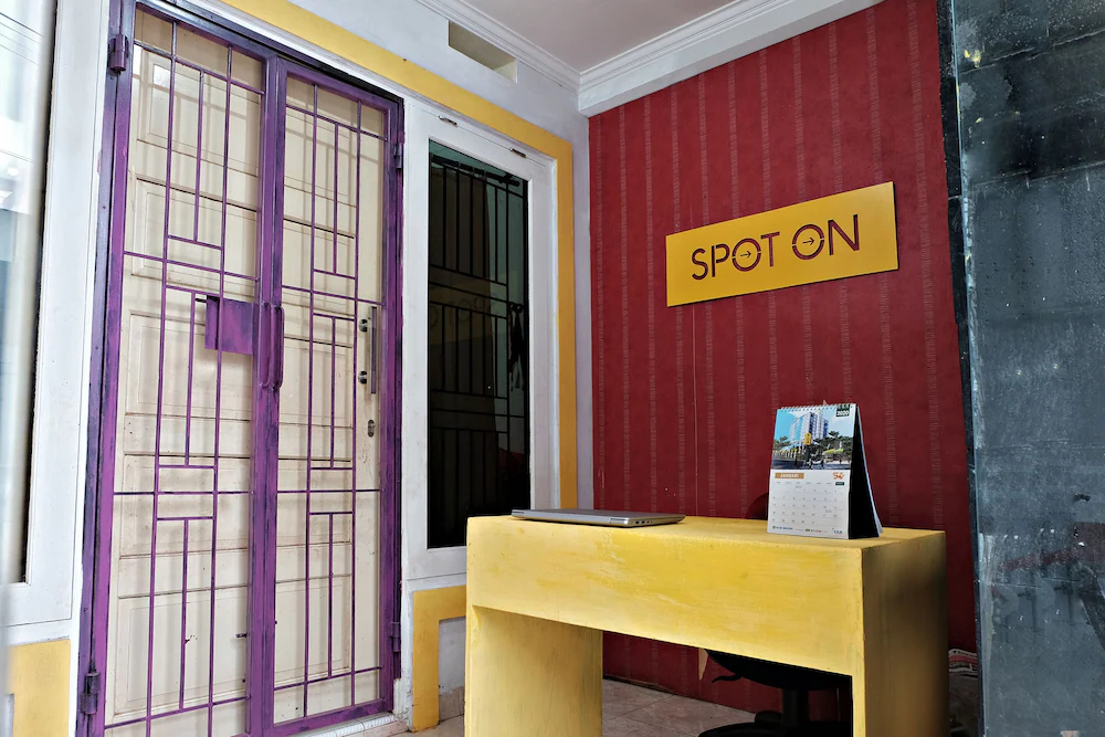 R5 Homestay by OYO Rooms