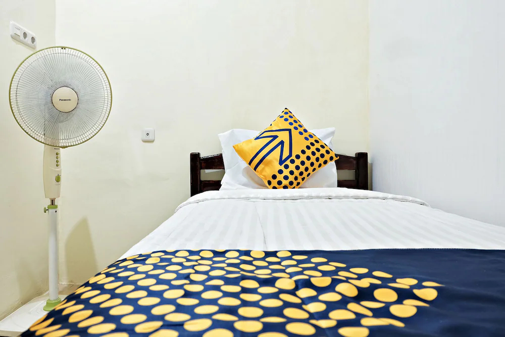 R5 Homestay by OYO Rooms