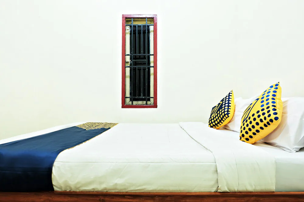 R5 Homestay by OYO Rooms