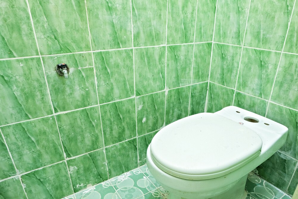 R5 Homestay by OYO Rooms