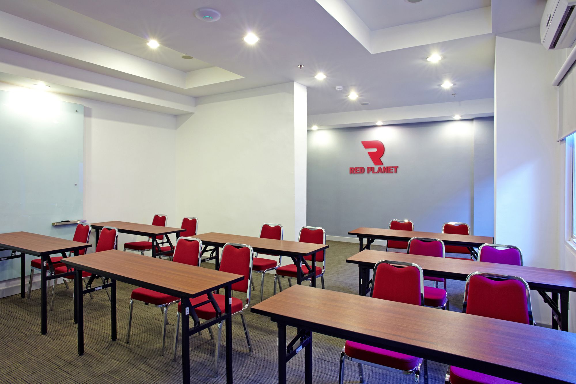 Monoloog Hotel Makassar