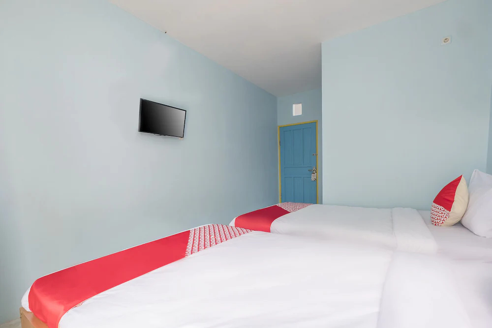 RF Homestay by OYO Rooms