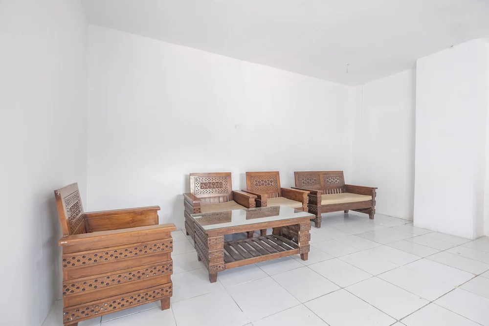 RF Homestay by OYO Rooms