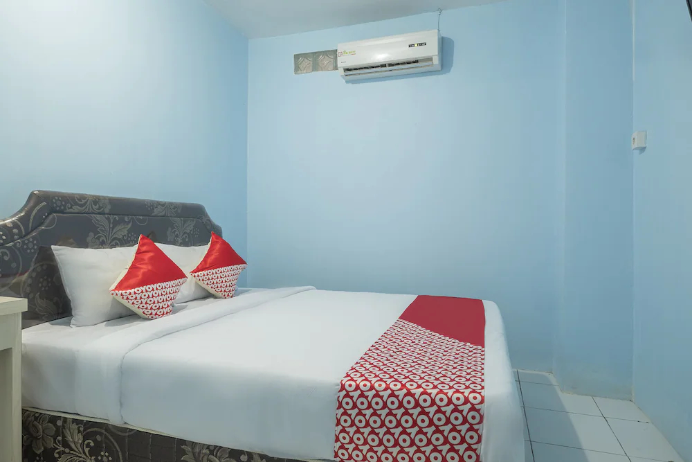 RF Homestay by OYO Rooms