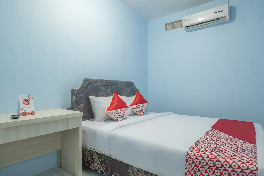 RF Homestay by OYO Rooms