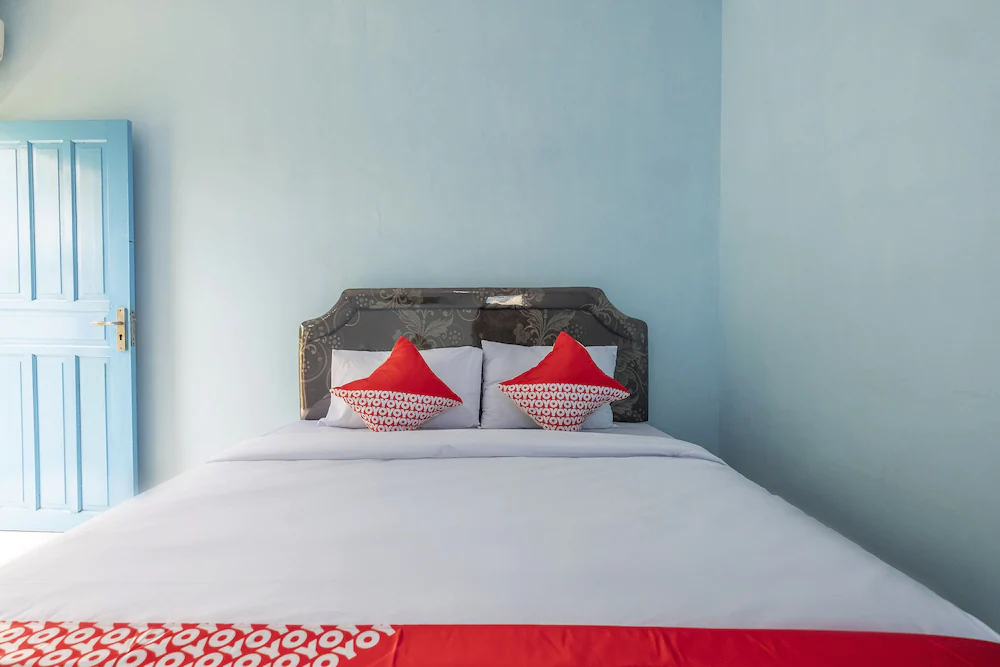 RF Homestay by OYO Rooms
