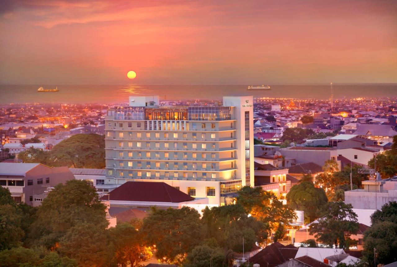 Santika Makassar