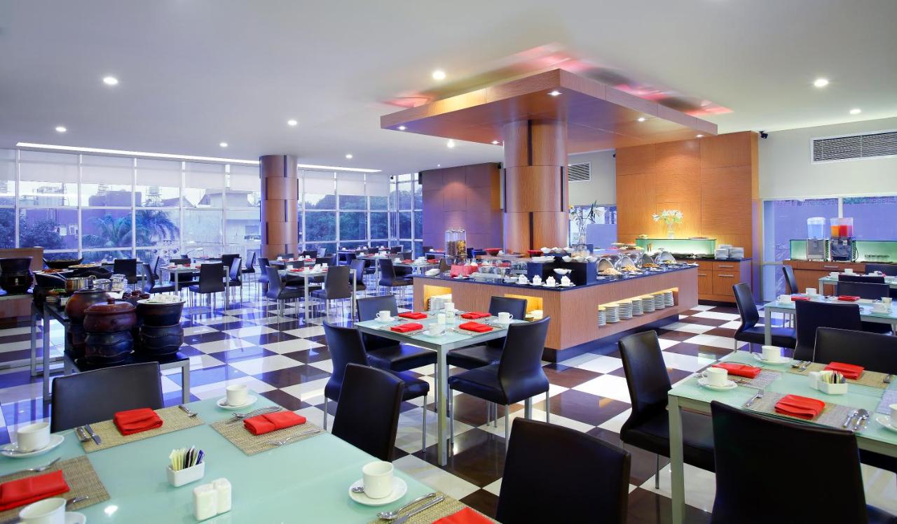 Santika Makassar