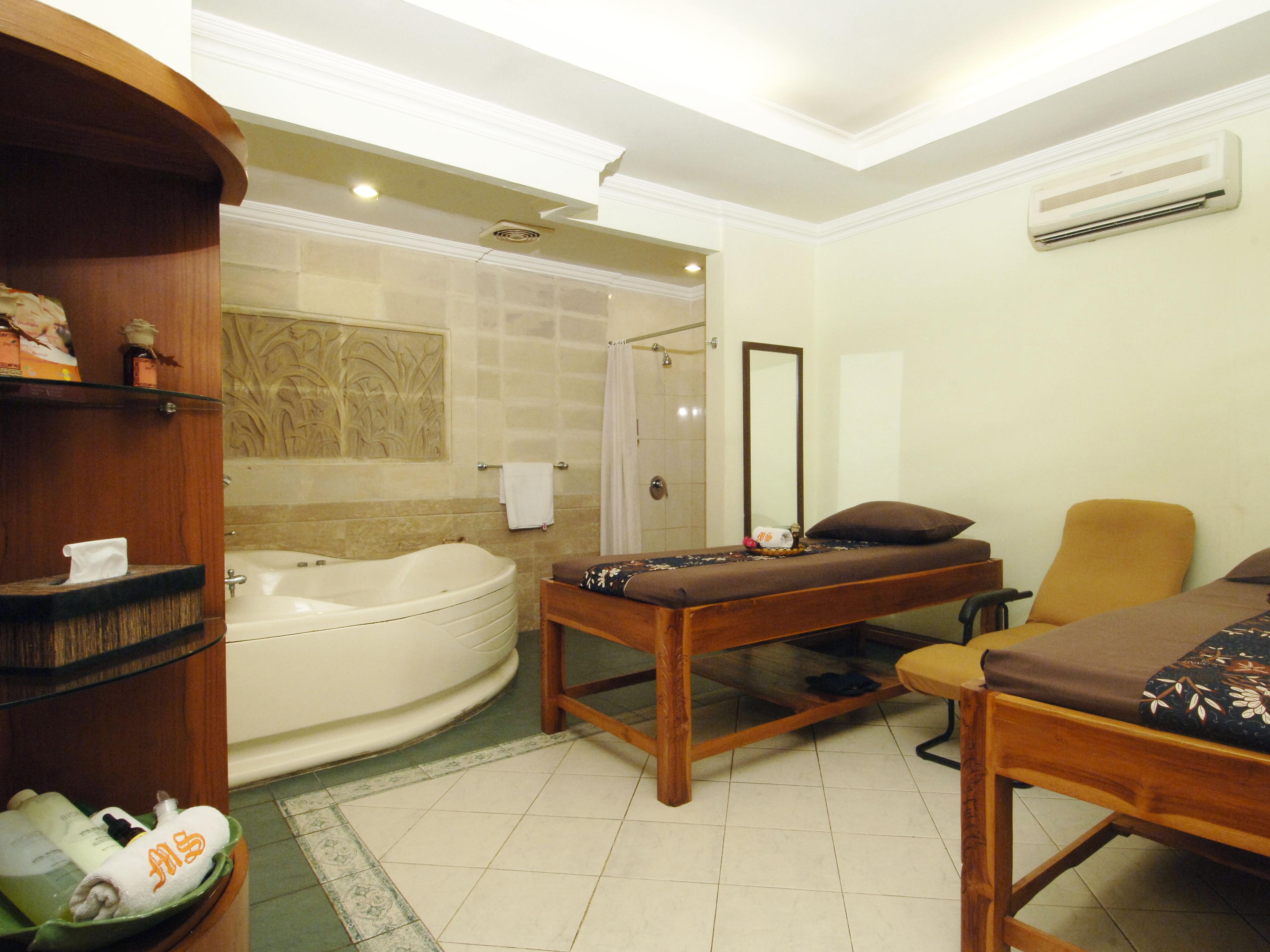 Singgasana Hotel Makassar