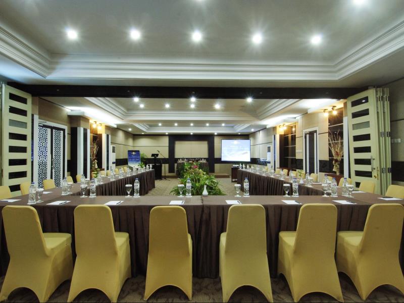 Singgasana Hotel Makassar