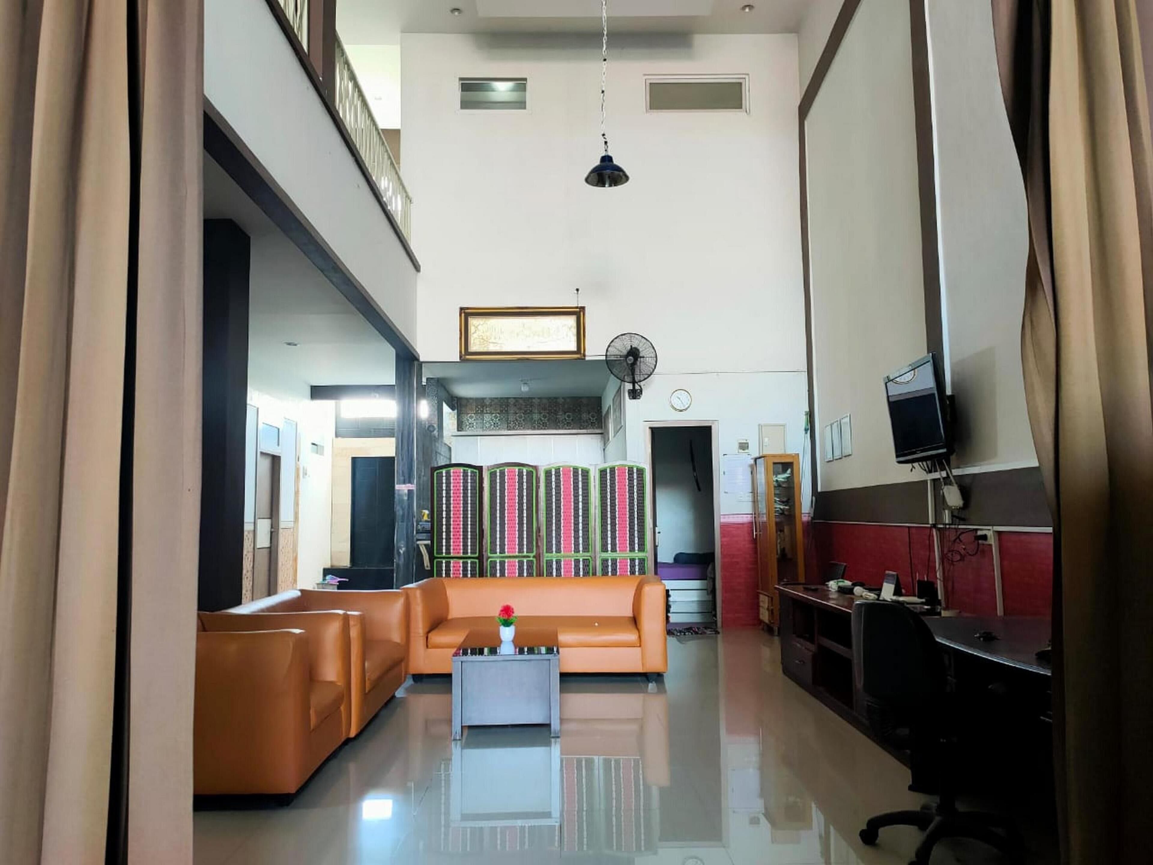 SPOT ON Kost 3 Kelor Syariah