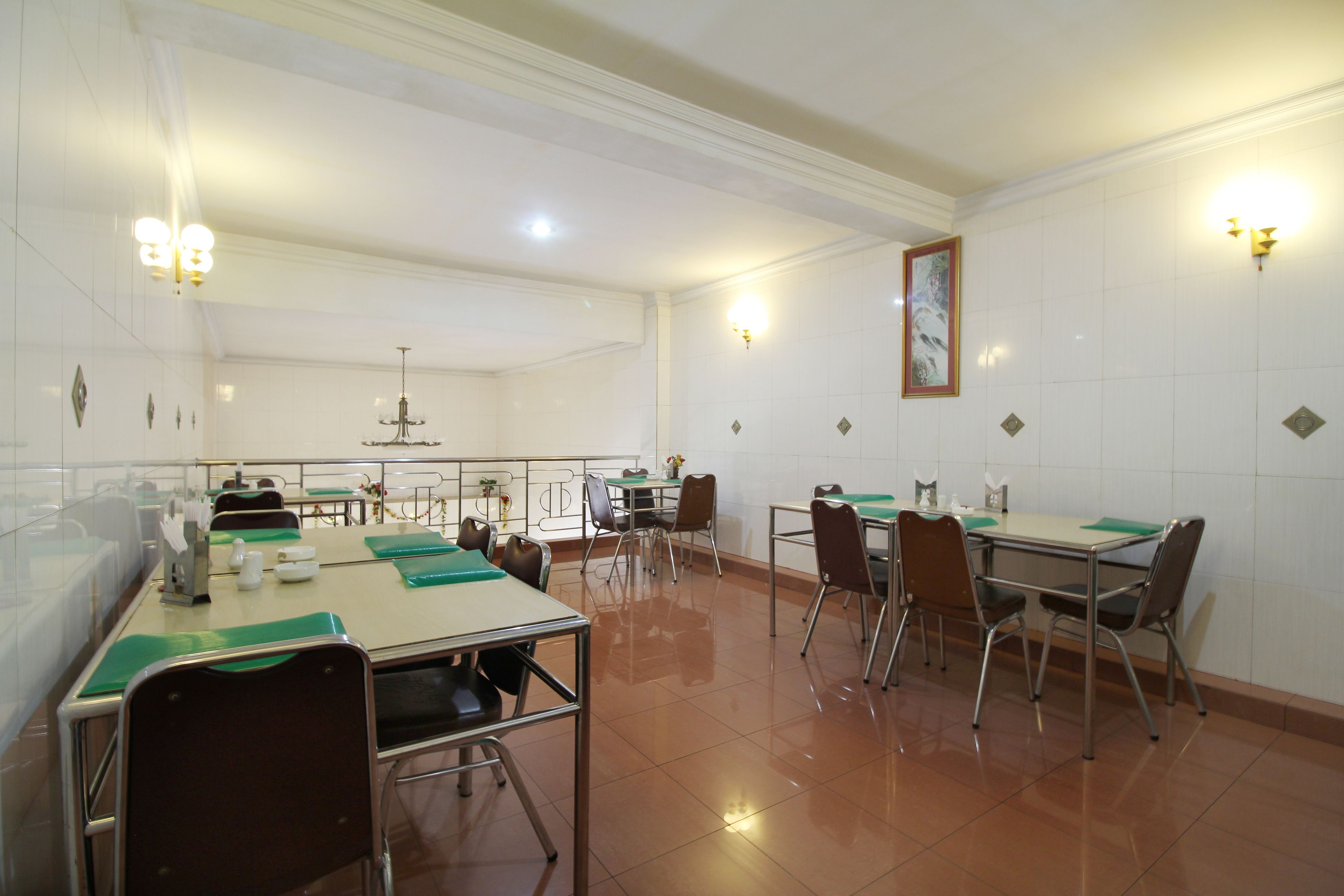Tiara Sari Hotel by Airy