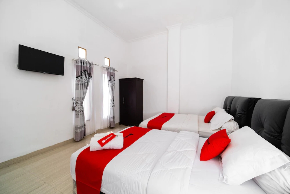 OYO Flagship 91534 Wisma Metro Permai