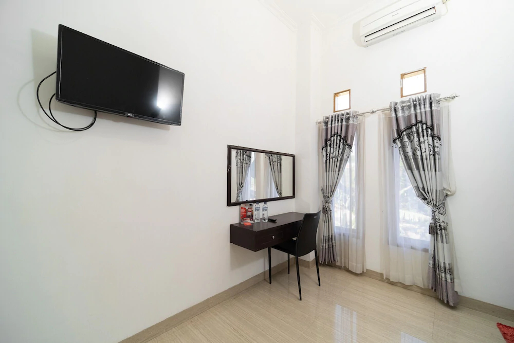 OYO Flagship 91534 Wisma Metro Permai