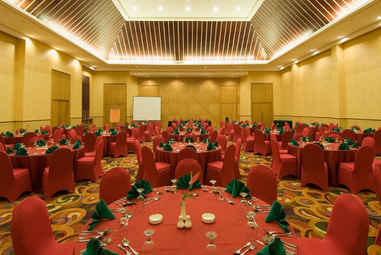 Aston Manado Hotel