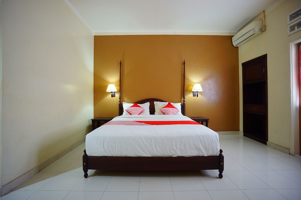 Bastiana Residence by OYO Rooms