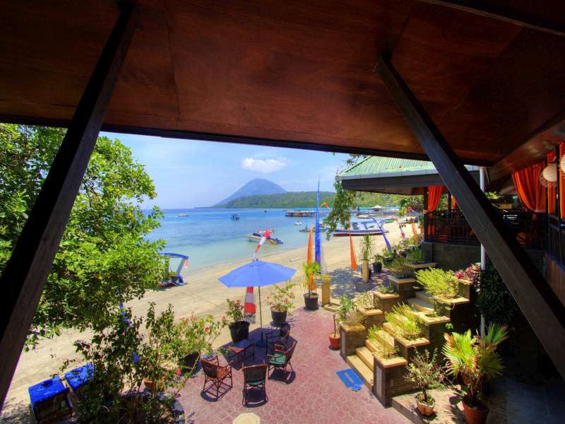 Bastianos Bunaken Dive Resort