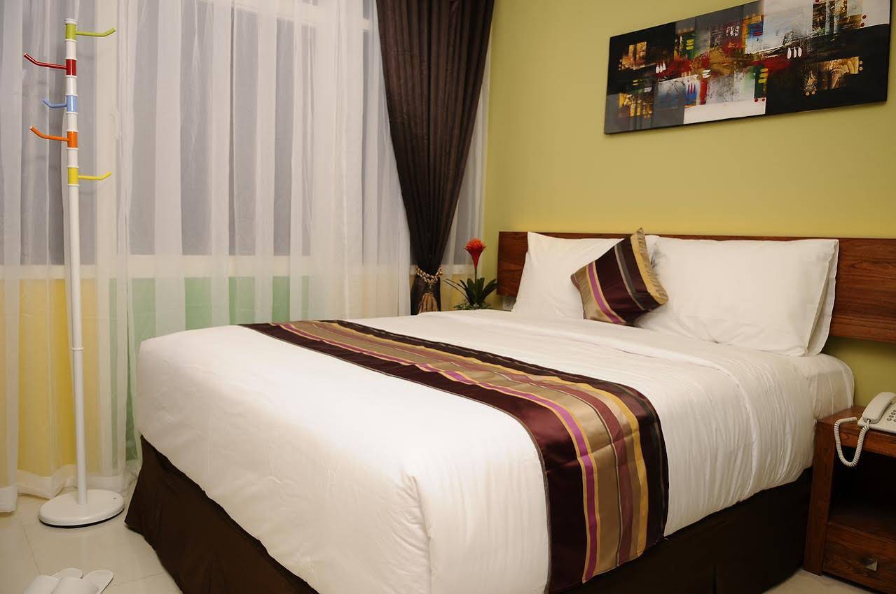 Biz Boulevard Hotel