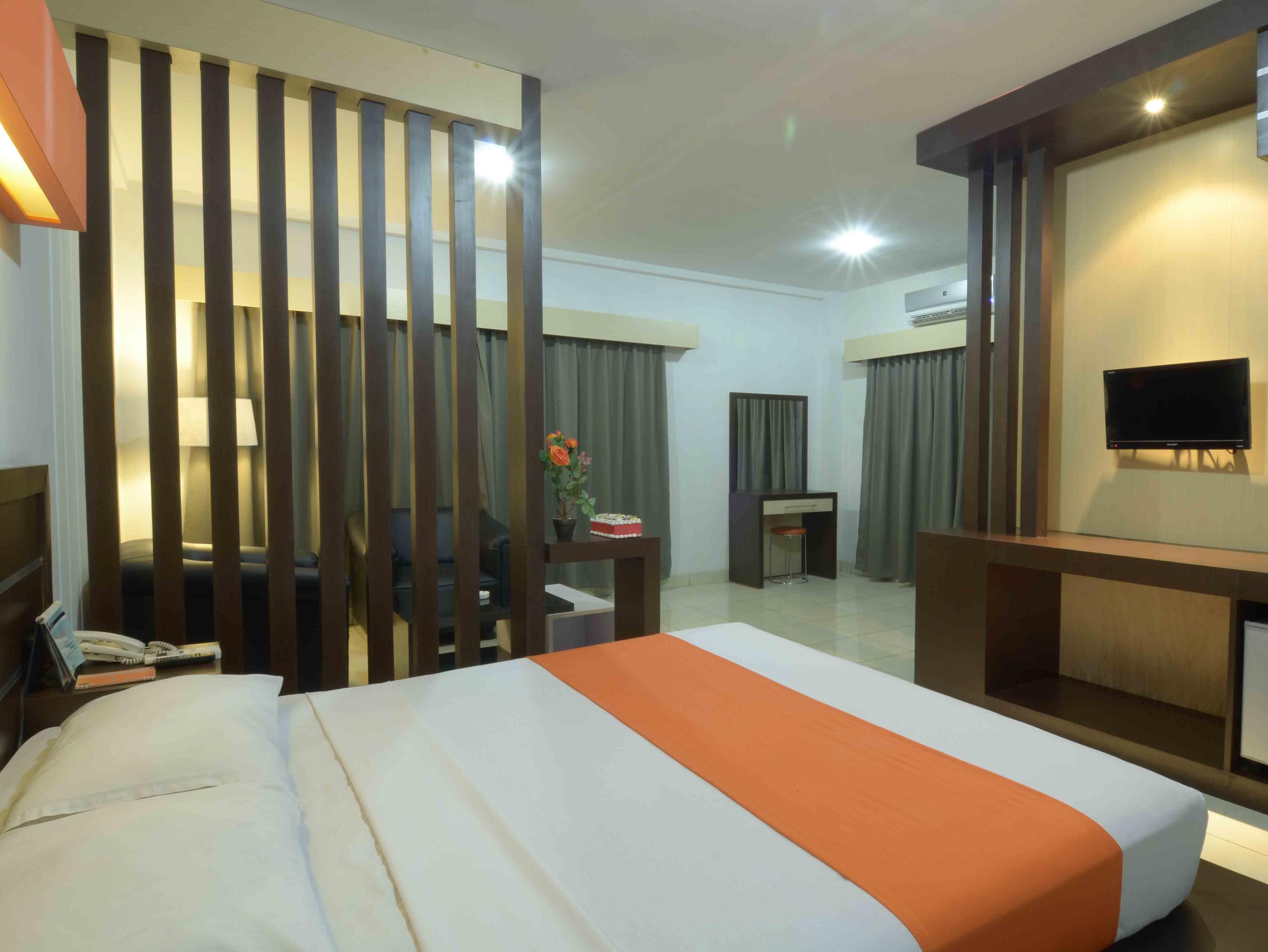 Boulevard Hotel