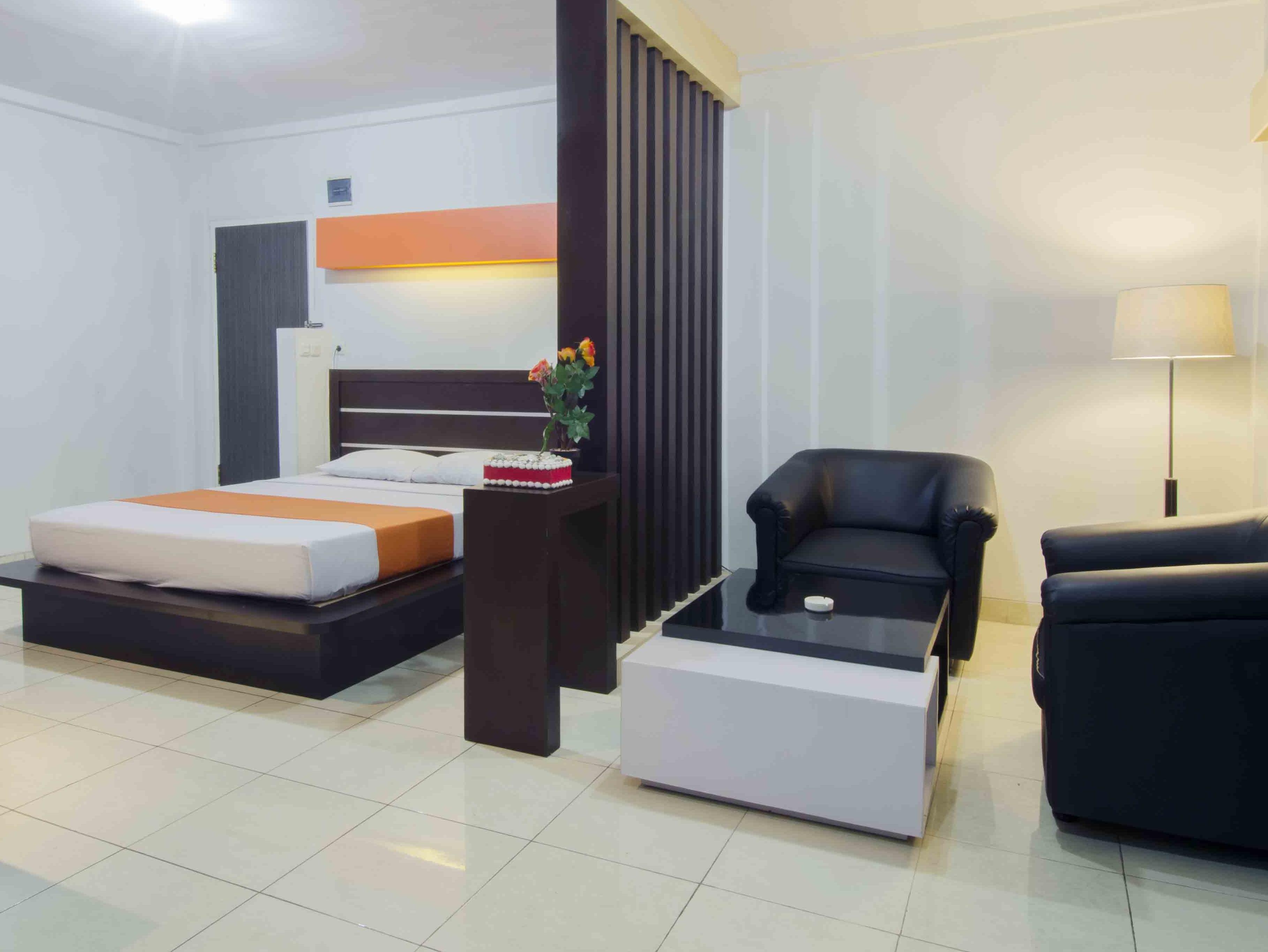 Boulevard Hotel