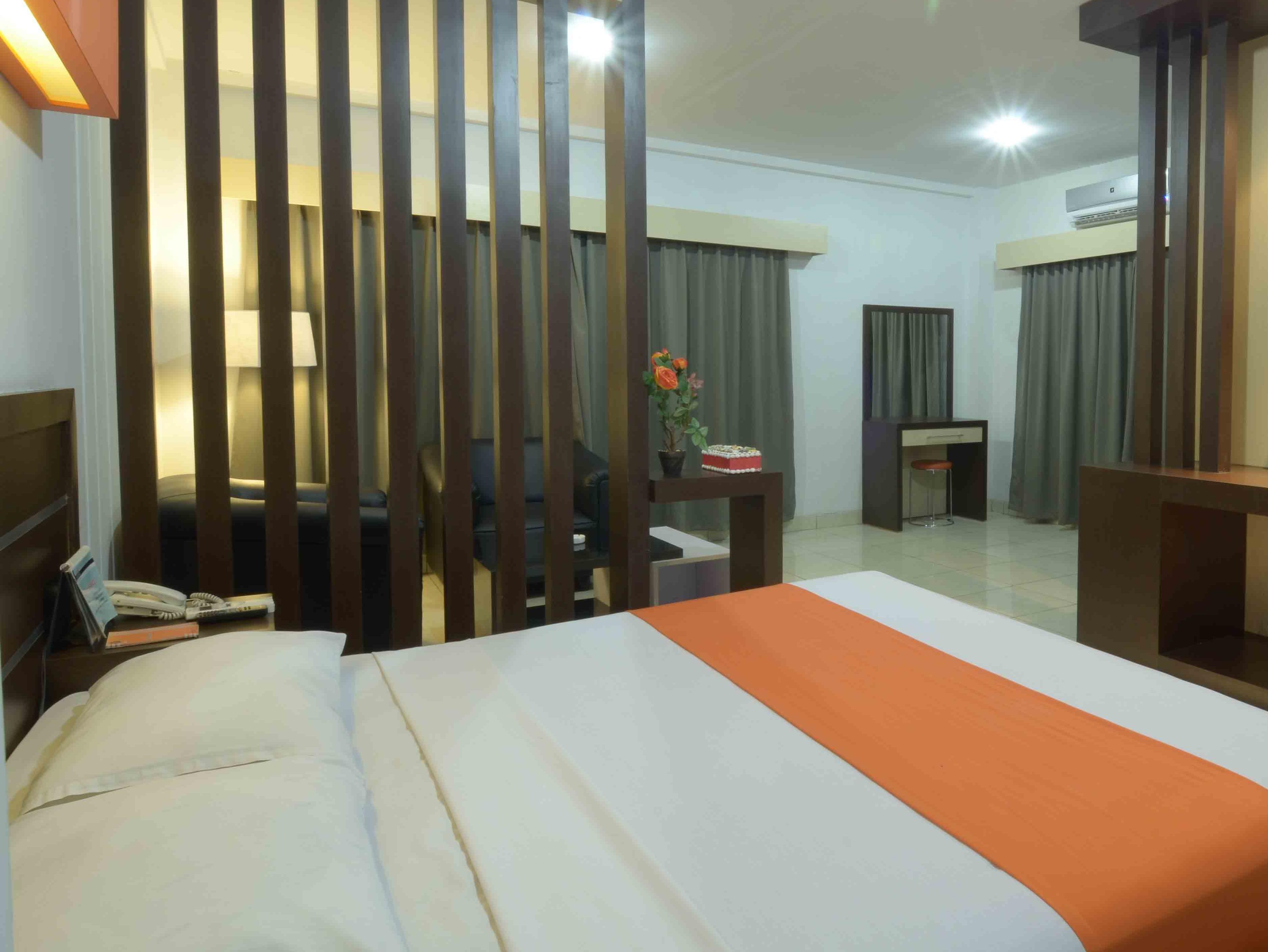 Boulevard Hotel