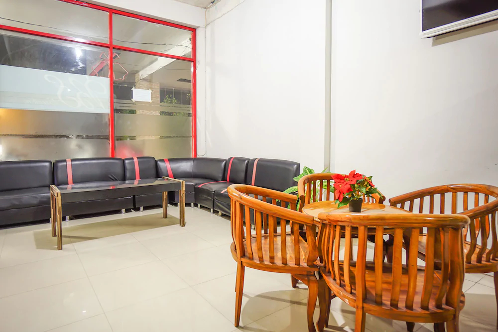 Bs Residence by OYO Rooms
