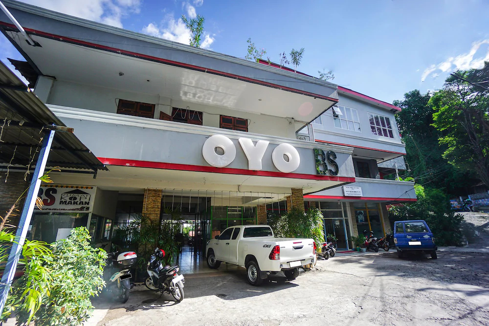 Bs Residence by OYO Rooms