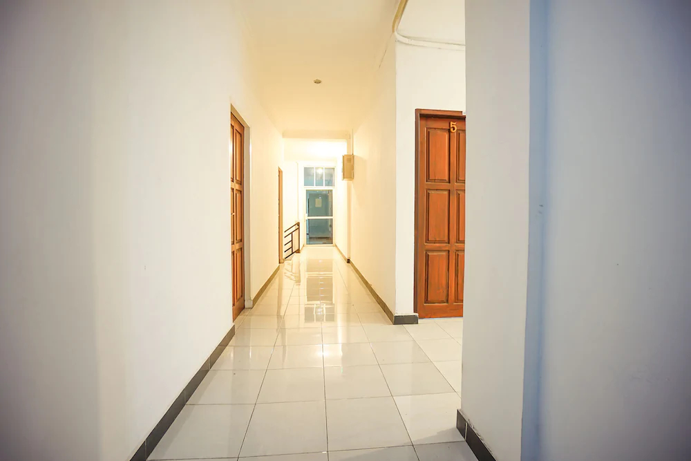 Bs Residence by OYO Rooms