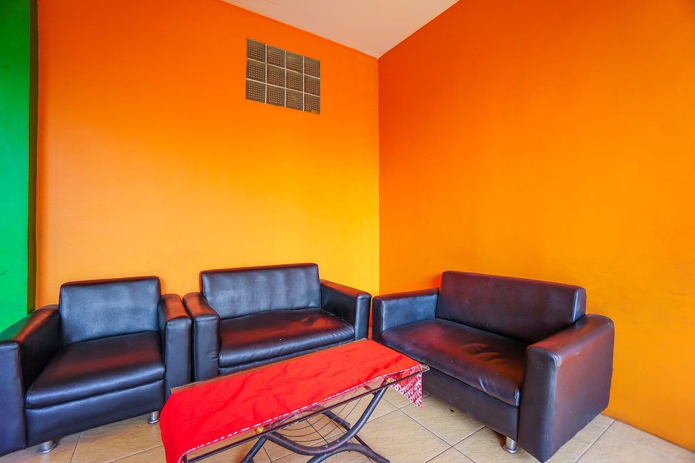 Carrot House by OYO Rooms