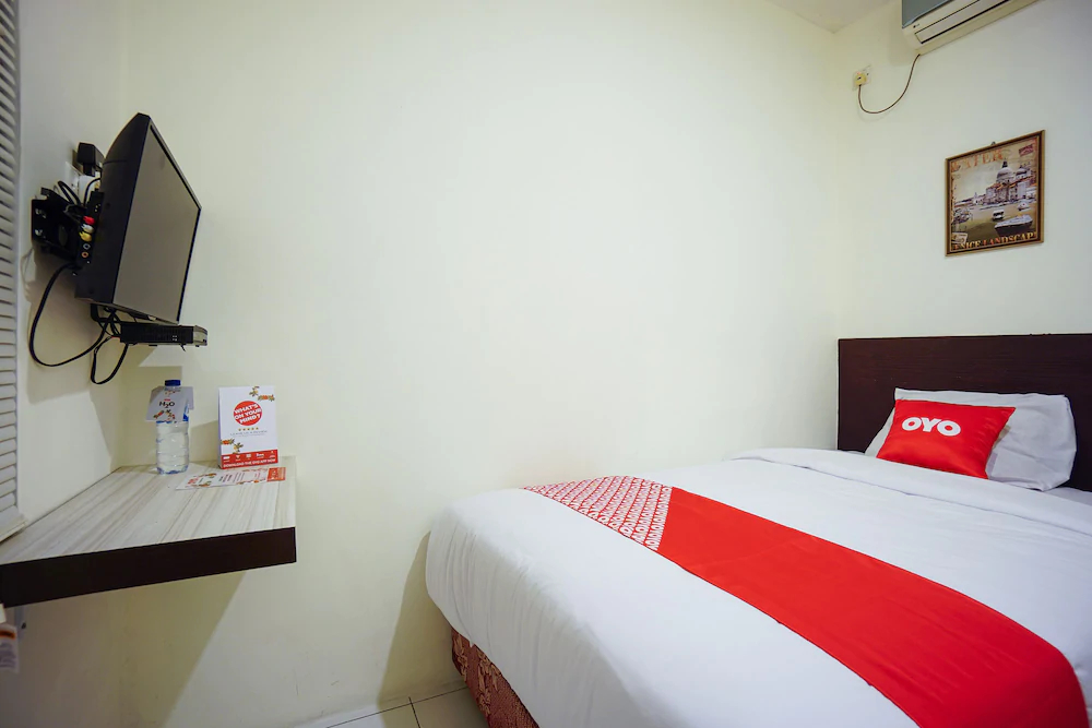 Cozy Home by OYO Rooms