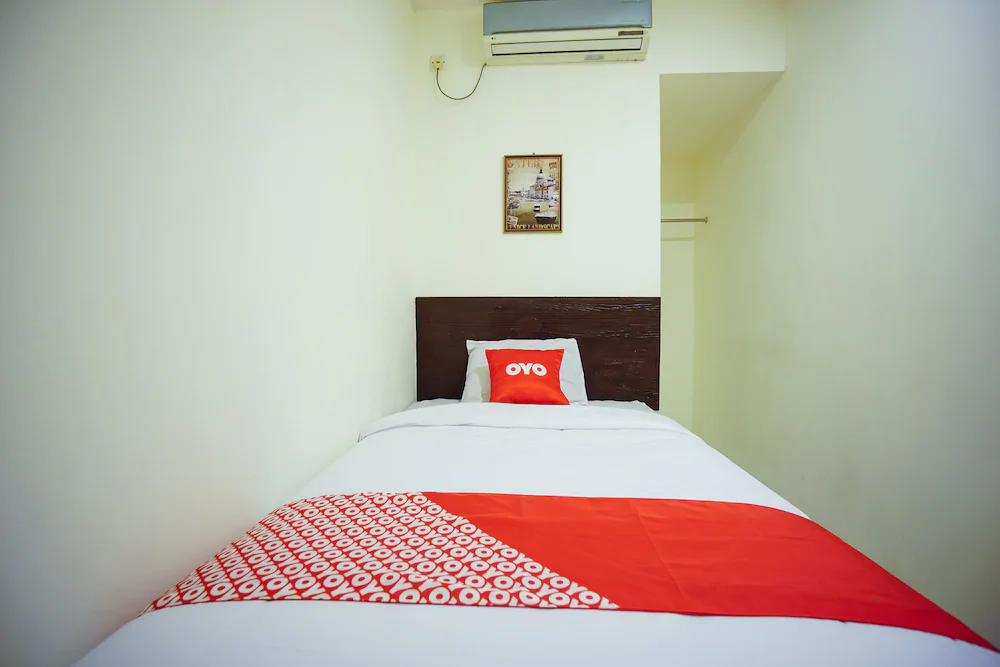Cozy Home by OYO Rooms