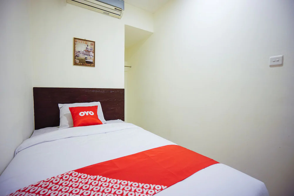 Cozy Home by OYO Rooms