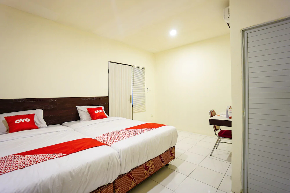 Cozy Home by OYO Rooms