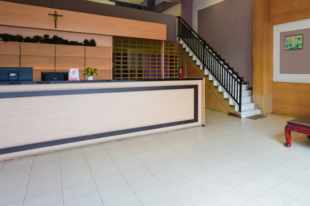 D'karombasan Hotel by OYO Rooms
