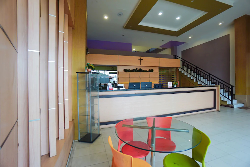 D'karombasan Hotel by OYO Rooms
